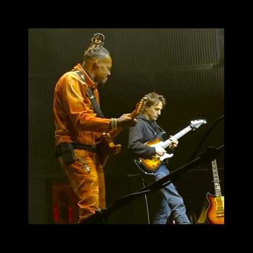 Matteo Mancuso & Eric Gales - Cause We've Ended As Lovers