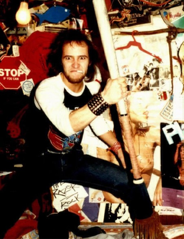 Mike "M-Bro" Embro - Razor