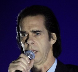 Ο Nick Cave, o Larry "Ratso" Sloman και ένα νέο single