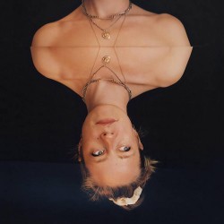 Anna B Savage in|Flux