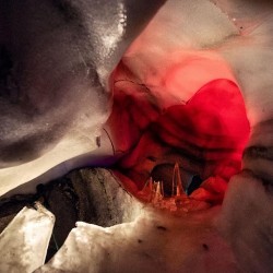 Kristoffer Gildenlow Empty
