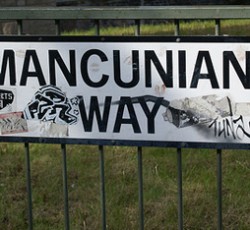 Τέσσερις μέρες στο Μάντσεστερ (Van Morrison, The Darkness, Red Hot Chili Peppers, Rumer) 