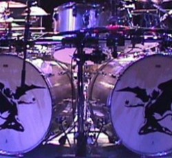 «10»: Drummers για τους Black Sabbath