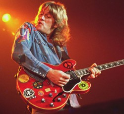 «10»: Μεγάλες στιγμές του Alvin Lee 