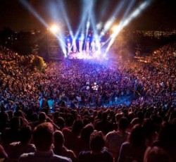 «10»: Live κυκλοφορίες από συναυλίες στην Ελλάδα 