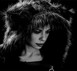 Γνώρισε καλύτερα ...την Kovacs 