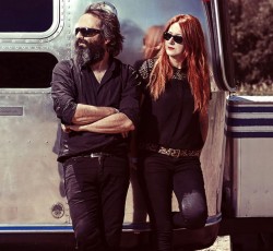 «10»: Tραγούδια, δίσκοι, καλλιτέχνες και ταινίες που «γέννησαν» τους Liminanas 