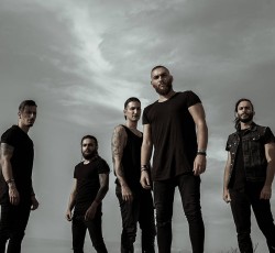 «10»: Τα άλμπουμ που καθόρισαν τον ήχο των Kin Beneath Chorus 