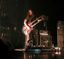 «10»: Oι Universe217 επιλέγουν δέκα δισκάρες! 