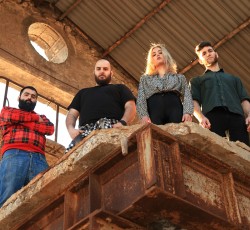 «10»: Top10 συναυλιακών εμπειριών από τον Bookies των Puta Volcano 