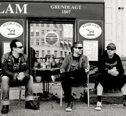«10»: Οι Volbeat είναι η πιο cool σύγχρονη heavy μπάντα