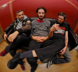 «10»: Τα άλμπουμ που επηρέασαν τους Yellow Devil Sauce 