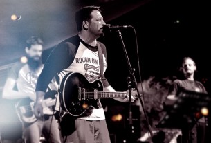 «10»: Αγαπημένα άλμπουμ των Rosewood Brothers