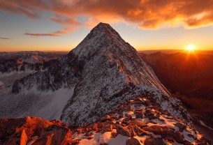 To Enter Pagan #6: Η ύλη, το πνεύμα, το σύμβολο 