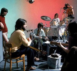 The Beatles: Get Back - Τρεις συντάκτες αναλύουν σε τι γίναμε σοφότεροι 