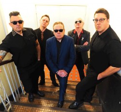 «10»: Song Stories από τον Peter Coyne των Godfathers 