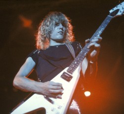 «10»: Θρυλικές στιγμές του Michael Schenker με τους UFO