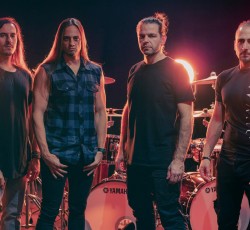 Οι αγαπημένοι δίσκοι των Sunburst 