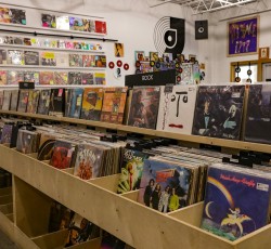 Το Rocking επιλέγει τις «υπόγειες» κυκλοφορίες του 2025 