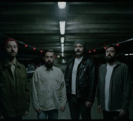 «10»: Οι Khirki επιλέγουν αγαπημένα κομμάτια των Planet Of Zeus