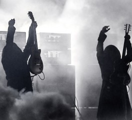 «10+1»: Πέρα από τους Sunn O)))