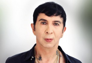 Marc Almond:  45 χρόνια ειλικρίνειας και υπερβολής