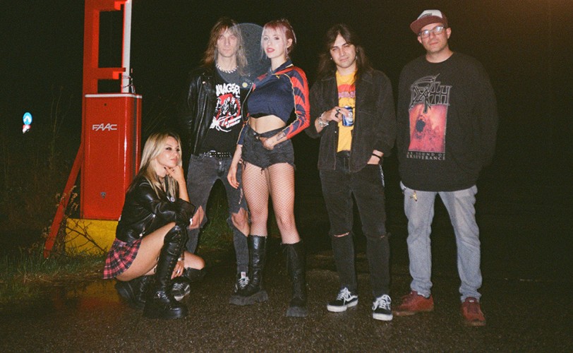 «10»: Αγαπημένα άλμπουμ των Dismiss