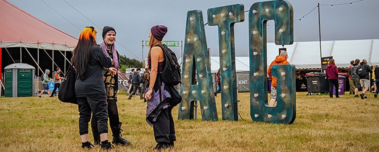 «10»: Επιλογές για τη δεύτερη μέρα του Arctangent Festival