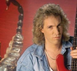 «10+1»: Εμβληματικές μπασογραμμές του Francis Buchholz στους Scorpions 