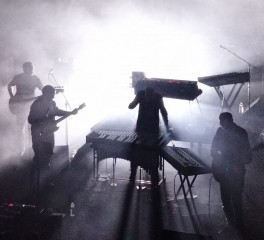 «10»: Αγαπημένα άλμπουμ των Λάμδα