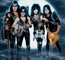 Backstage Pass #15: KISSοφρένεια! 