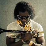 [Cine]: O Don Cheadle είναι ο Miles Davis