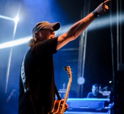 «Έφυγε» ξαφνικά ο Will Mecum των Karma To Burn  