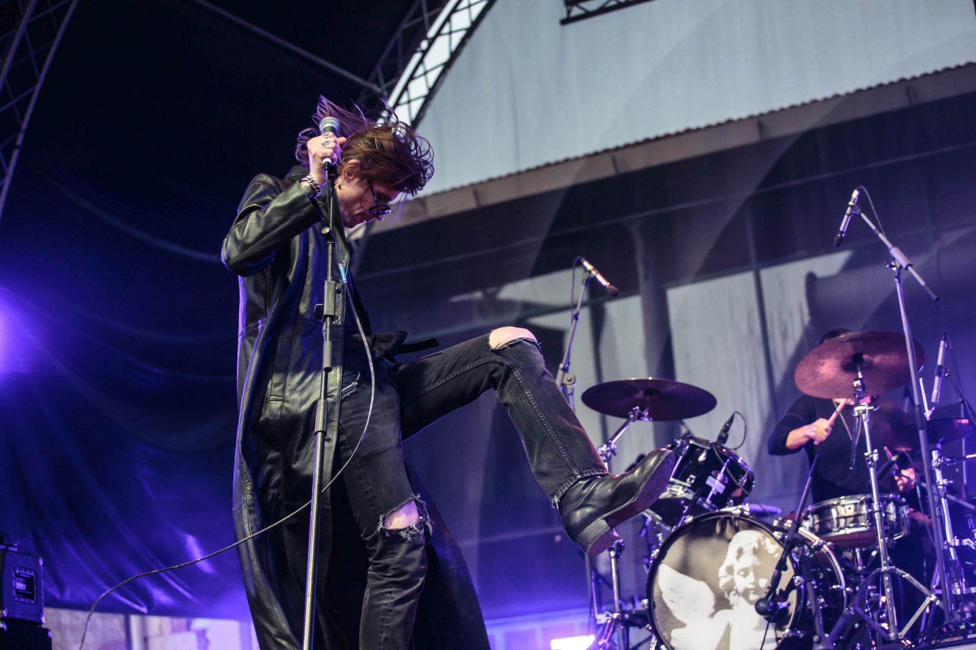 Cold Cave