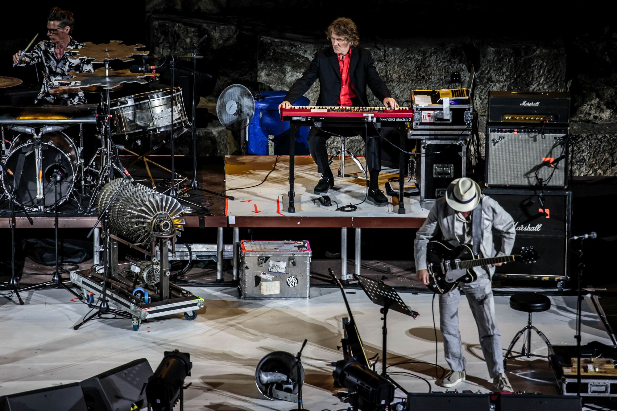 Einst&uuml;rzende Neubauten