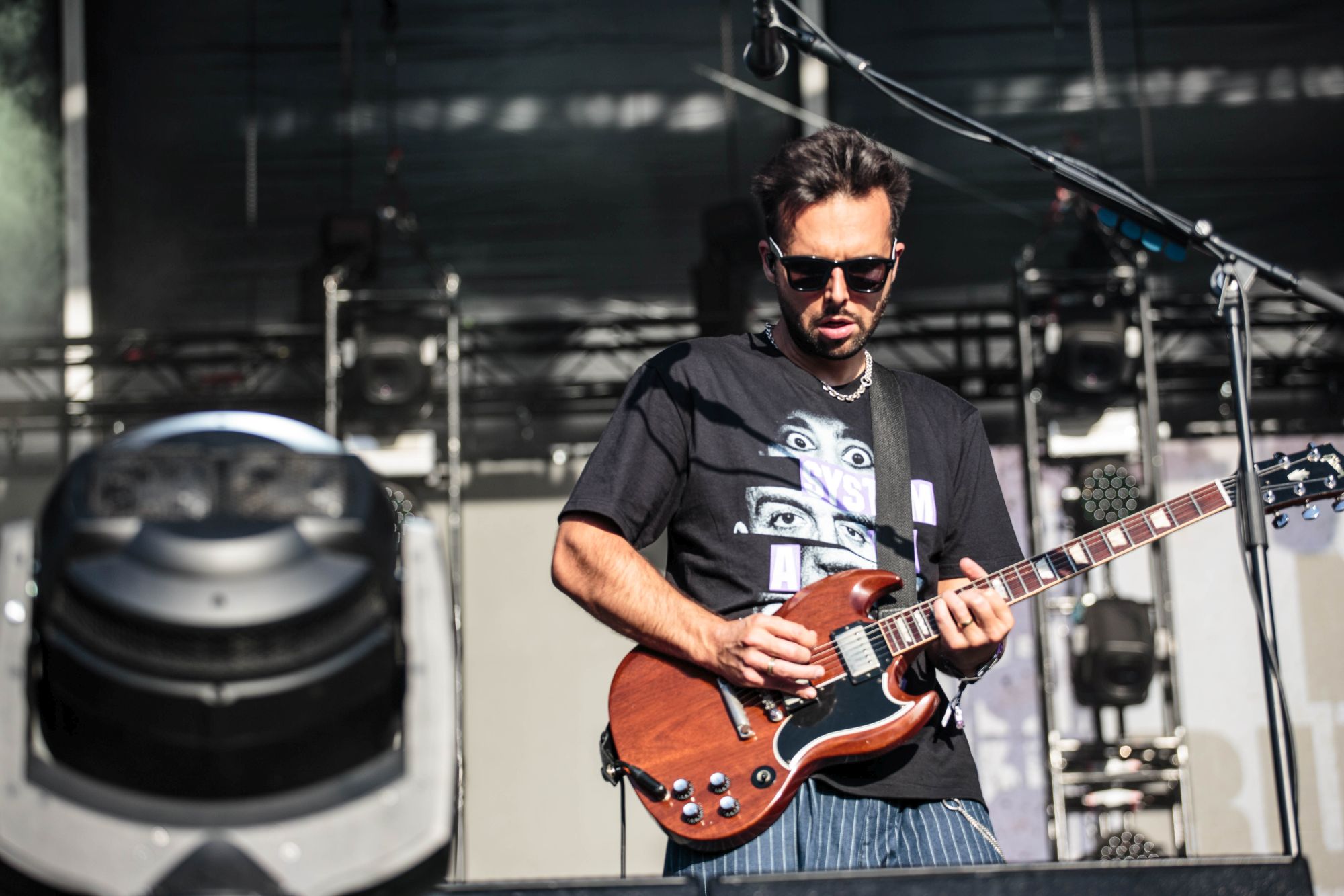 Nothing But Thieves