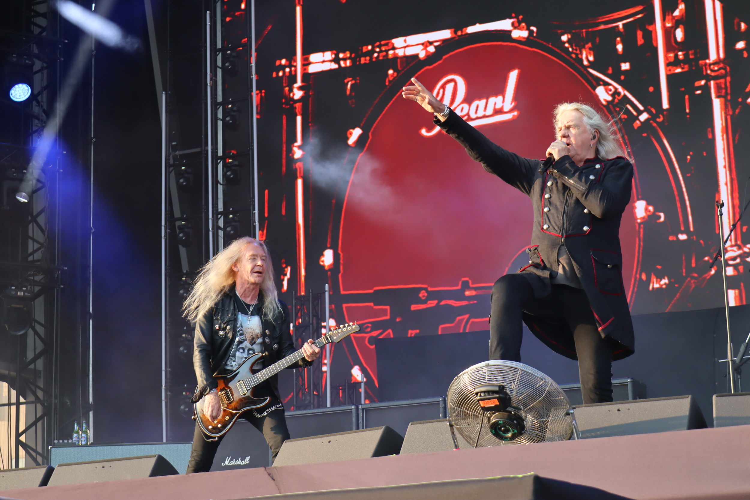Saxon