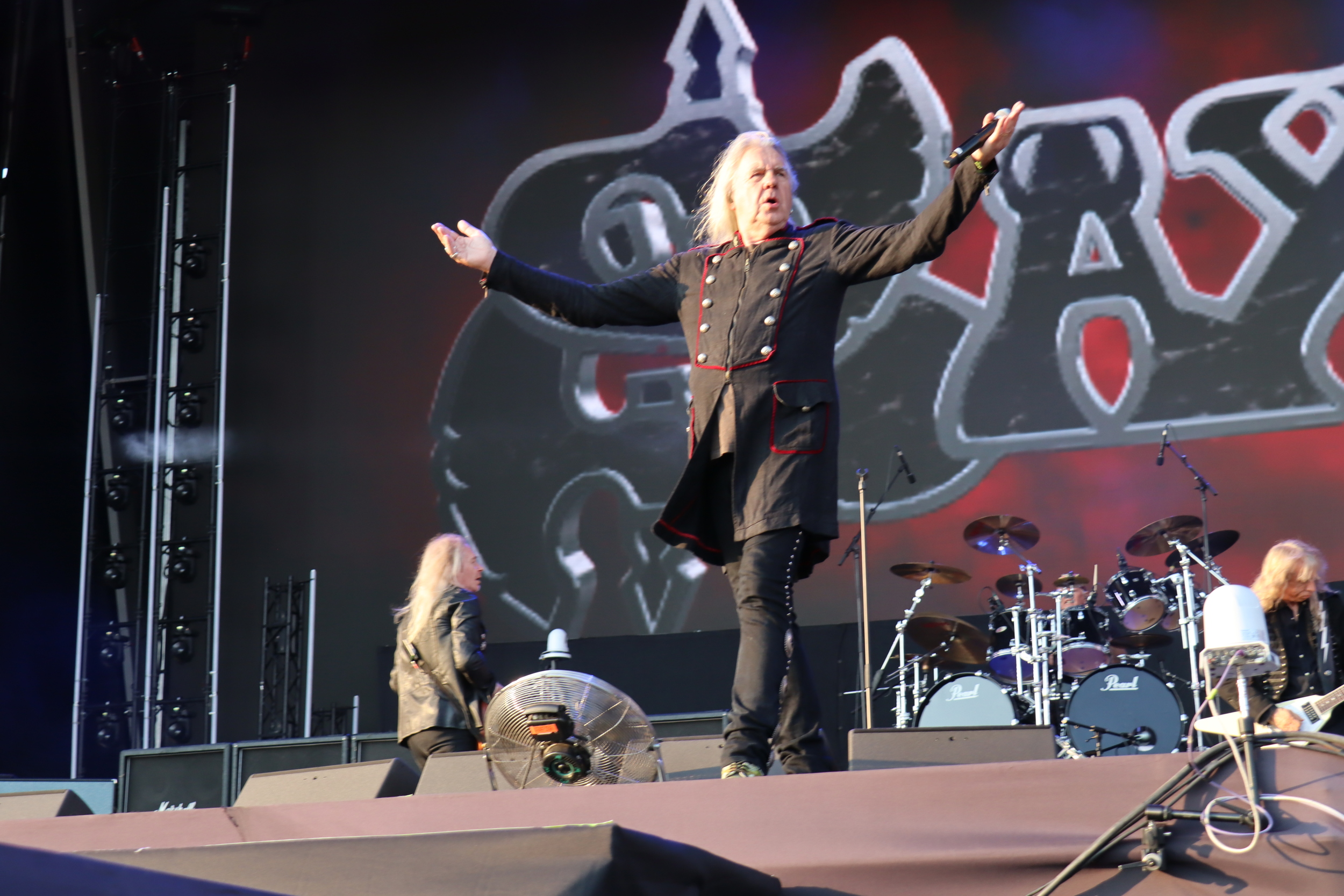 Saxon