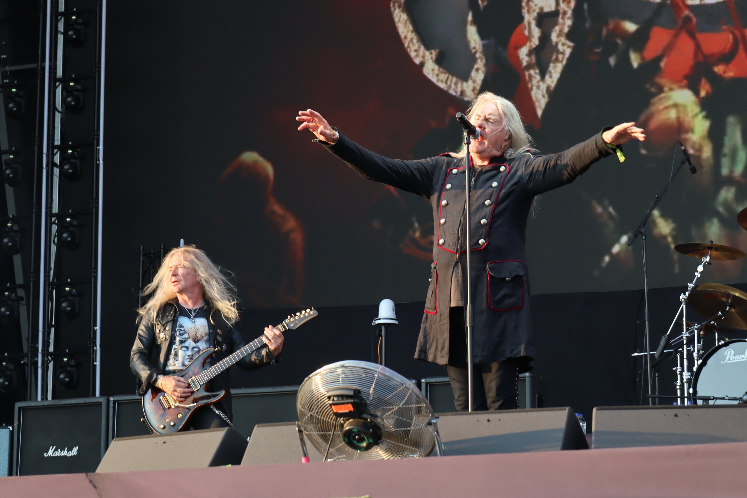 Saxon