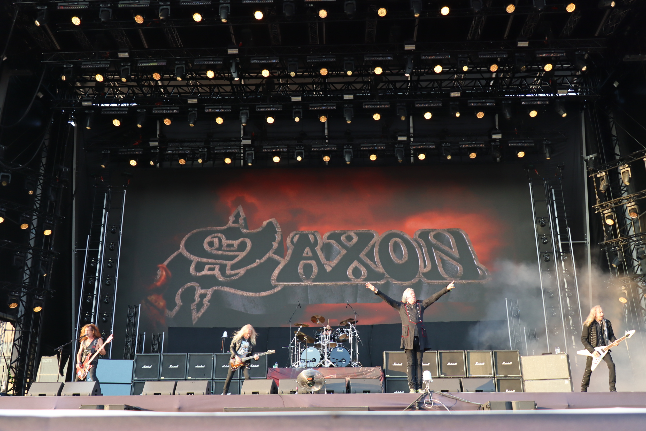 Saxon