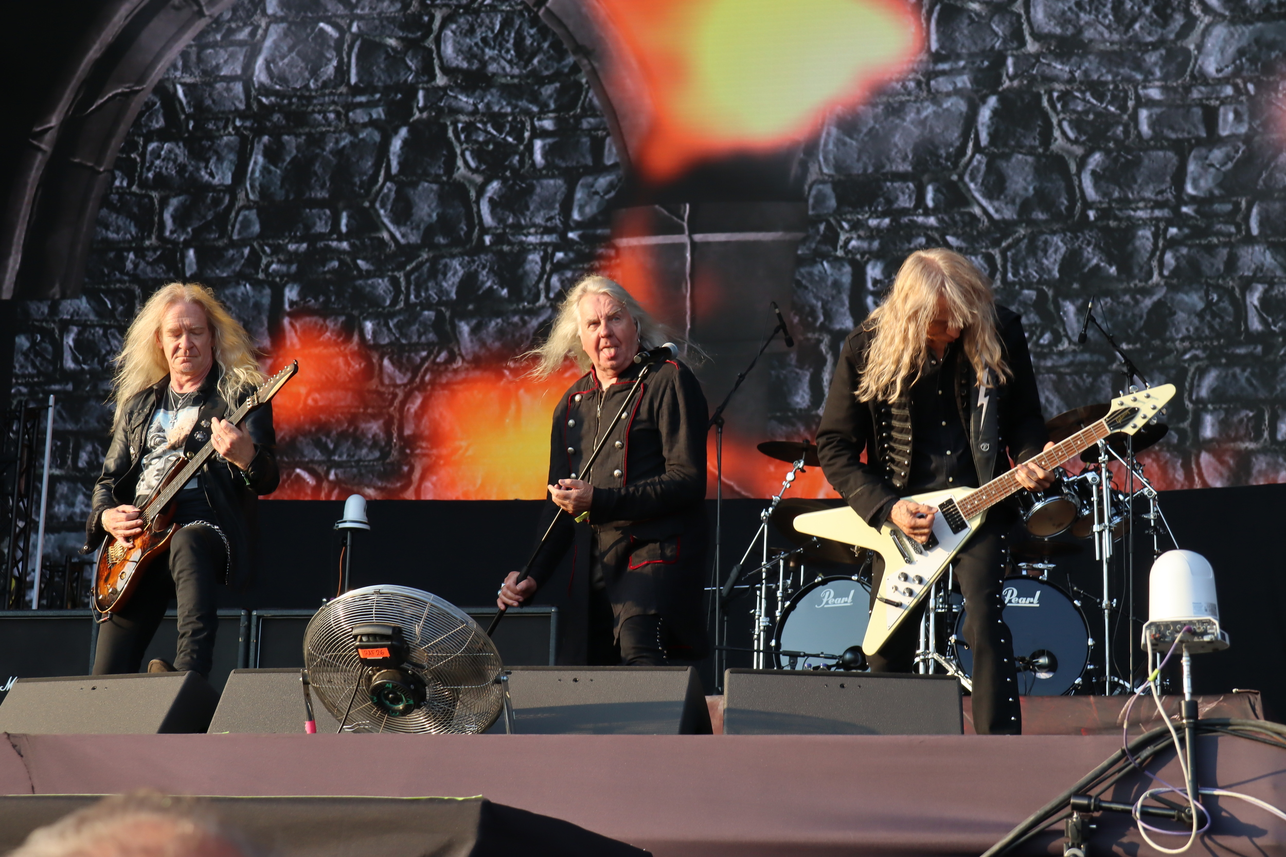 Saxon