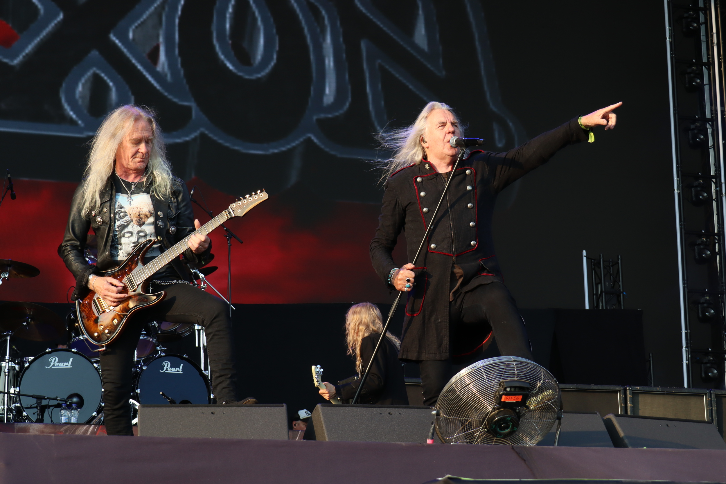 Saxon