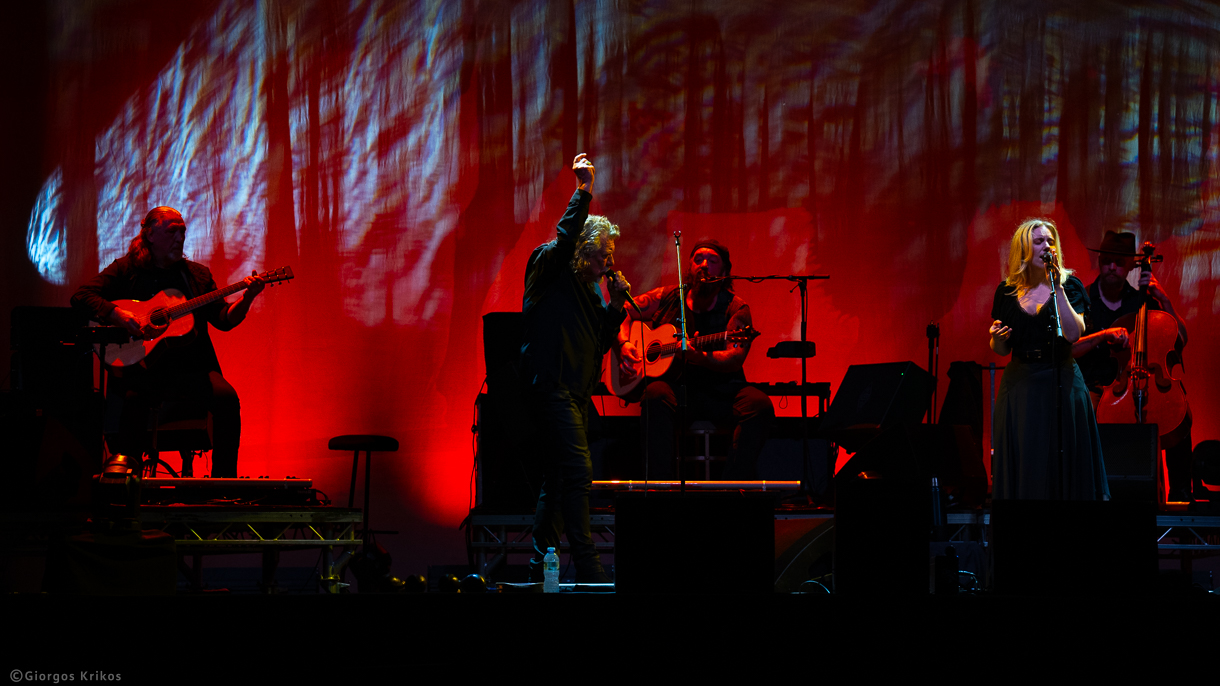 Robert Plant w/ Suzi Dian & Saving Grace