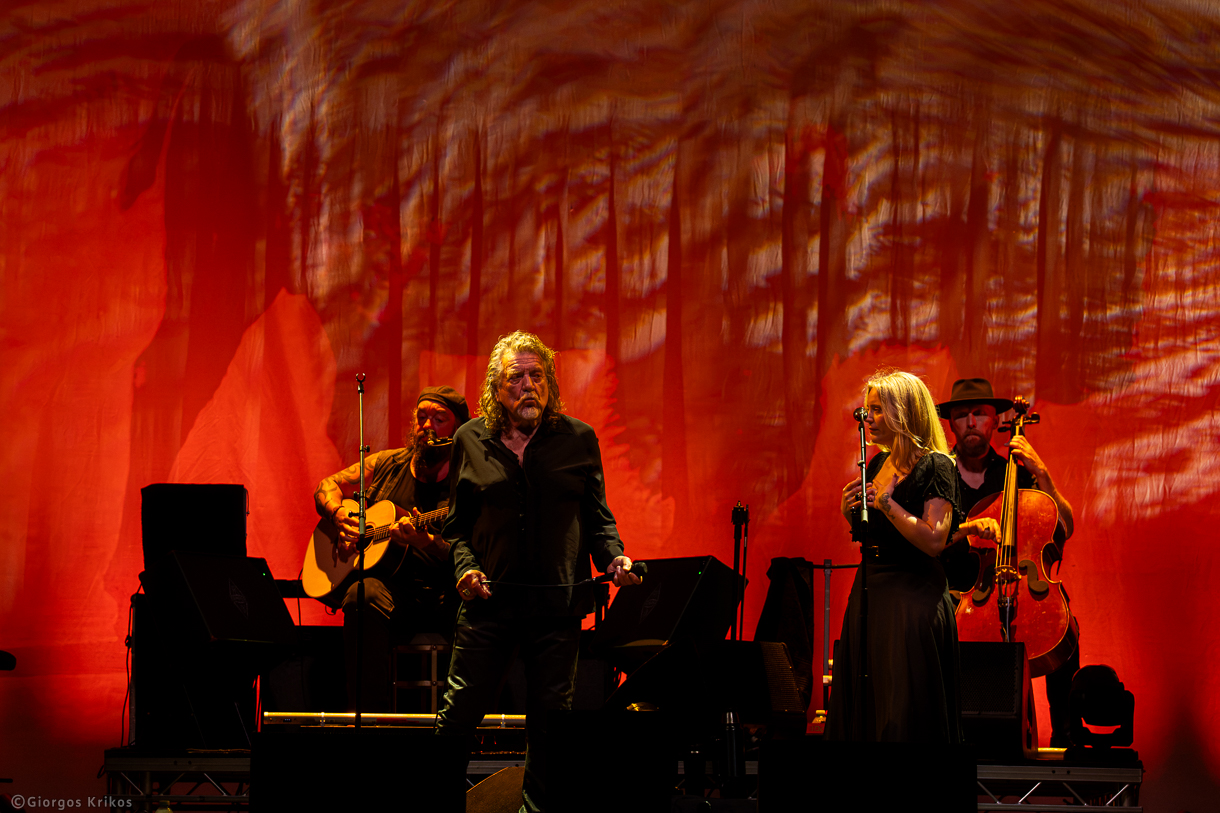 Robert Plant w/ Suzi Dian & Saving Grace