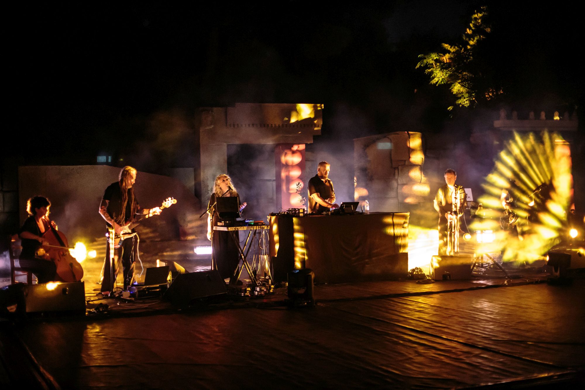 &Phi; Hill Sessions: The Kilimanjaro Darkjazz Ensemble