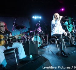 Uriah Heep (unplugged) @ Club 22, 04/12/08 