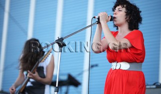 Ejekt Festival 2009: Royksopp, Jarvis Cocker, Echo & The Bunnymen, Klaxons, The Subways, Berlin Brides @ Ολυμπιακό Κέντρο Ξιφασκίας, 19/06/09