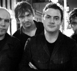 Puressence live σε Πάτρα και Πειραιά, 26/11/10 και 02/12/10 