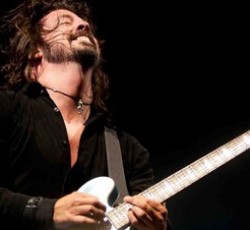 Foo Fighters @ Milton Keynes Bowl (UK), 02/07/11 