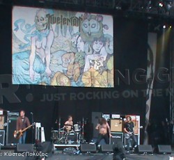 Download Festival 2011: Day 3 (Linkin Park, Bullet For My Valentine, Disturbed, Buckcherry, The Gaslight Anthem, Kvelertak, Hell) @ Donington Park (U.K.), 12/06/11